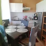 Julia بيت للعطل *